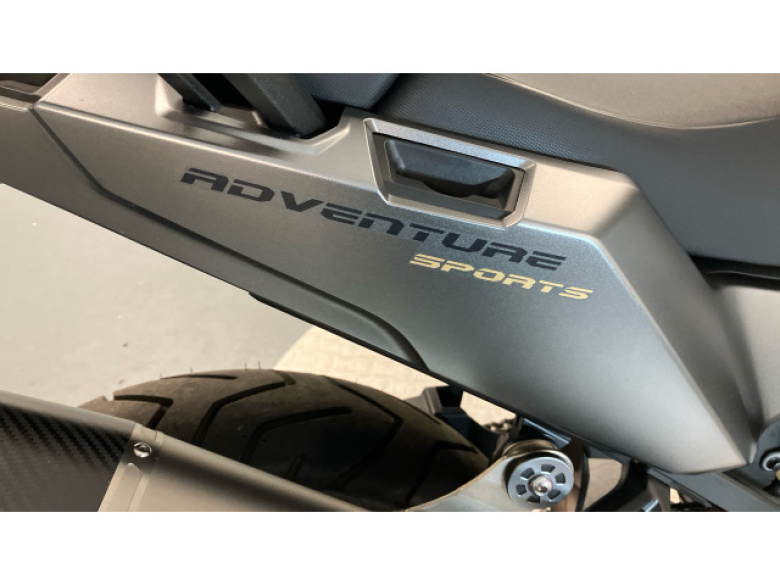 25MY Honda Africa Twin CRF1100 Adventure Sports Electric Suspension DCT Automatic